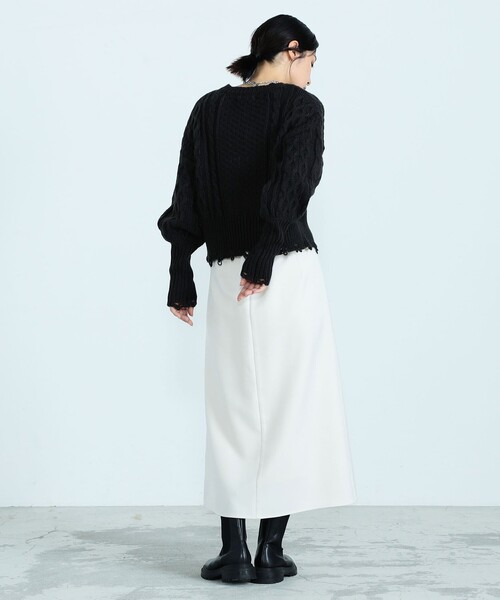 fredy emue(フレディエミュ)の「ケーブル柄ダメージニット(ニット/セーター・レディース・チャコールグレー/パープル/アイボリー・38)」の6枚目の写真