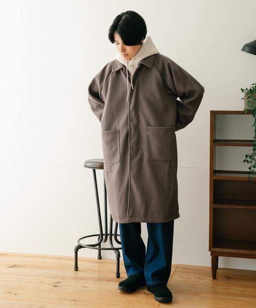 ITEMS URBANRESEARCH（アイテムズ アーバンリサーチ）の「ウールライクメルトン バルマカーンコート（ステンカラーコート・メンズ・チャコールグレー/ブラック/ネイビー・MEDIUM/LARGE）」の6枚目の写真