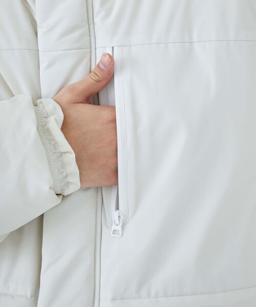 CITY TOKYO（シティトウキョウ）の「TOKYO パーフェクションダウン 〈防水・防風・透湿・700フィルパワー〉（ダウンジャケット/コート・メンズ・グリーン/ブルー/ブラック/オフホワイト・3/2/1）」の11枚目の写真