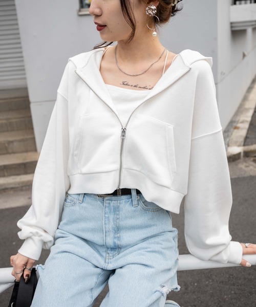 WEGO（ウィゴー）の「WEGO/ショートZIPパーカー（パーカー・レディース・杢グレー/ブラック/ホワイト/ブラック系その他・FREE）」の5枚目の写真