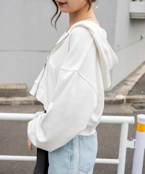 WEGO（ウィゴー）の「WEGO/ショートZIPパーカー（パーカー・レディース・杢グレー/ブラック/ホワイト/ブラック系その他・FREE）」の6枚目の写真