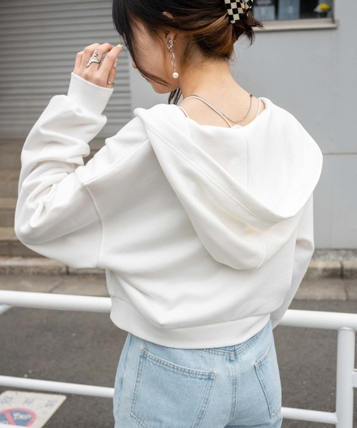 WEGO（ウィゴー）の「WEGO/ショートZIPパーカー（パーカー・レディース・杢グレー/ブラック/ホワイト/ブラック系その他・FREE）」の7枚目の写真