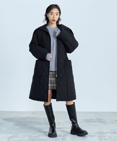 fredy emue（フレディエミュ）の「キルティングフードZIPコート（ダウンジャケット/コート・レディース・ブラック/オフホワイト・38）」の10枚目の写真