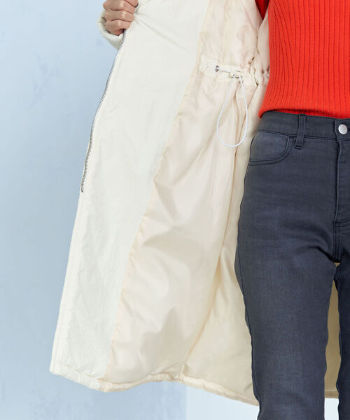 fredy emue（フレディエミュ）の「キルティングフードZIPコート（ダウンジャケット/コート・レディース・ブラック/オフホワイト・38）」の20枚目の写真