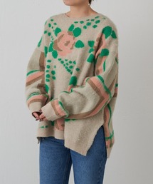 BEARDSLEY（ビアズリー）の「フラワー×チェックジャカードニット