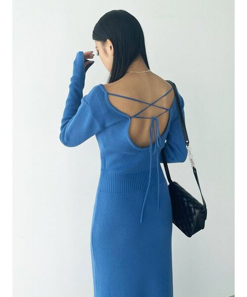 EMODA（エモダ）の「バックレースアップロングワンピース（ワンピース・レディース・ブラック/ブルー・FREE）」の6枚目の写真