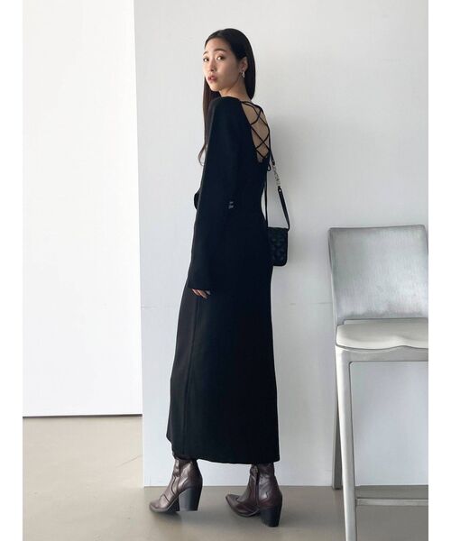 EMODA（エモダ）の「バックレースアップロングワンピース（ワンピース・レディース・ブラック/ブルー・FREE）」の9枚目の写真