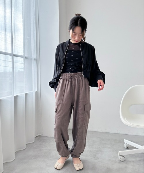 EPIMI E'PIMMY（エピミエピミー）の「モノグラムシアートップス（Tシャツ/カットソー・レディース・ホワイト/ブラック/ピンクベージュ/チャコールグレー・MEDIUM）」の19枚目の写真