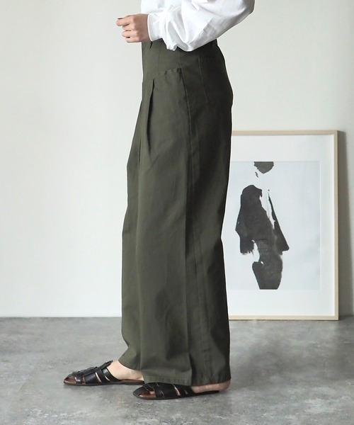Riberry(リベリー)の「サイドポケットタックワイドパンツ(その他パンツ・レディース・ブラック/カーキ/ベージュ・MEDIUM)」の15枚目の写真