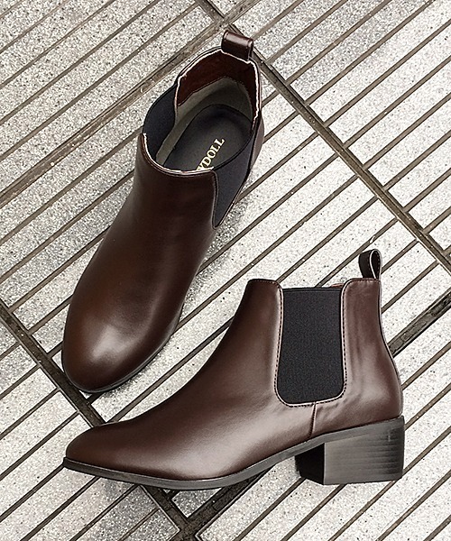 LibertyDoll（リバティードール）の「Liberty Doll / 美シルエットサイドゴアブーツ（ブーツ・レディース・ダークブラウン/ネイビー/ブラック/ブラック系その他/ブラウン系その他/ベージュ・SS/M/L/3L/S）」の4枚目の写真