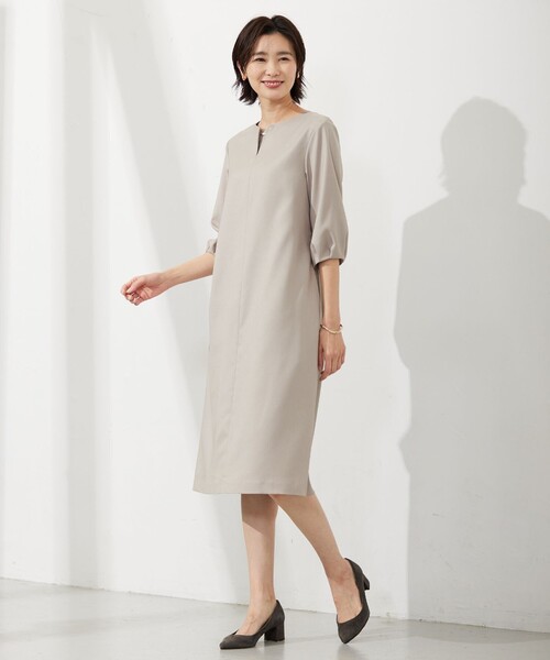 J.PRESS Ladies(J.プレス レディス)の「【セットアップ対応・洗える・UVケア・速乾】 OXIJEWELストレッチ ワンピース(ワンピース・レディース・ネイビー系/ライトグレー系/ベージュ系・XS)」の7枚目の写真