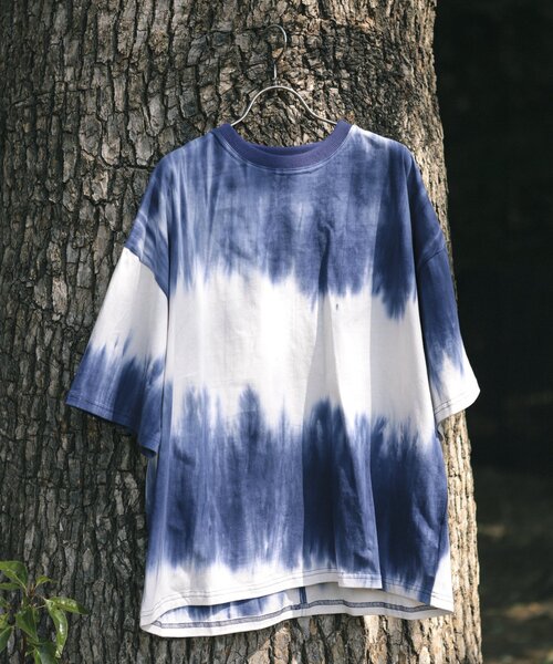 JOURNAL STANDARD relume（ジャーナルスタンダード　レリューム）の「タイダイ CREW NECK Tシャツ（Tシャツ/カットソー・メンズ・ブラック/ピンク/グリーン/ネイビー/レッド/パープル・MEDIUM/LARGE）」の4枚目の写真