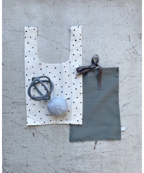 IENA ENFANT(イエナアンファン)の「【mushie/ムシエ】Ball Teether baby(その他ベビー用品・キッズ・ネイビー/グレー/ホワイト/ライトグリーン/ピンク系その他・FREE)」の14枚目の写真