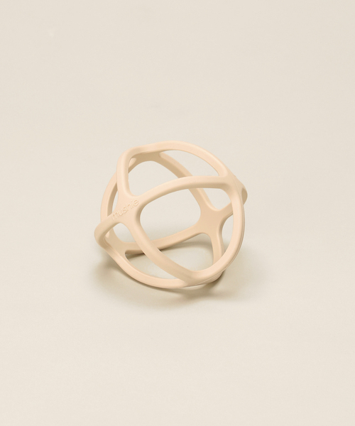 IENA ENFANT(イエナアンファン)の「【mushie/ムシエ】Ball Teether baby(その他ベビー用品・キッズ・ネイビー/グレー/ホワイト/ライトグリーン/ピンク系その他・FREE)」の21枚目の写真