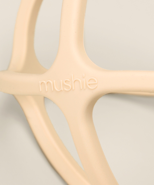 IENA ENFANT(イエナアンファン)の「【mushie/ムシエ】Ball Teether baby(その他ベビー用品・キッズ・ネイビー/グレー/ホワイト/ライトグリーン/ピンク系その他・FREE)」の22枚目の写真