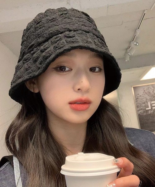 CORNERS（コーナーズ）の「ポコポコバケットハット（ハット・レディース・アイボリー/ブラック・FREE）」の2枚目の写真