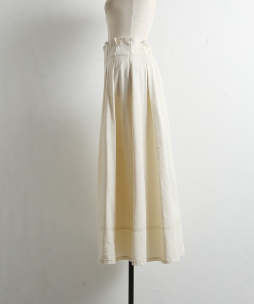 tocco closet（トッコ　クローゼット）の「【ZOZO限定カラーあり】フロントファスナーステッチ入りコットンタックフレアスカート（スカート・レディース・ブラック/インディゴブルー/オフホワイト・M）」の19枚目の写真