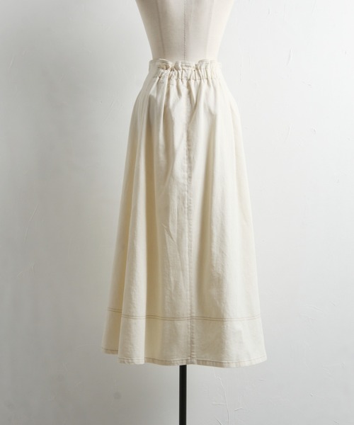 tocco closet（トッコ　クローゼット）の「【ZOZO限定カラーあり】フロントファスナーステッチ入りコットンタックフレアスカート（スカート・レディース・ブラック/インディゴブルー/オフホワイト・M）」の20枚目の写真