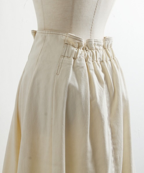 tocco closet（トッコ　クローゼット）の「【ZOZO限定カラーあり】フロントファスナーステッチ入りコットンタックフレアスカート（スカート・レディース・ブラック/インディゴブルー/オフホワイト・M）」の21枚目の写真