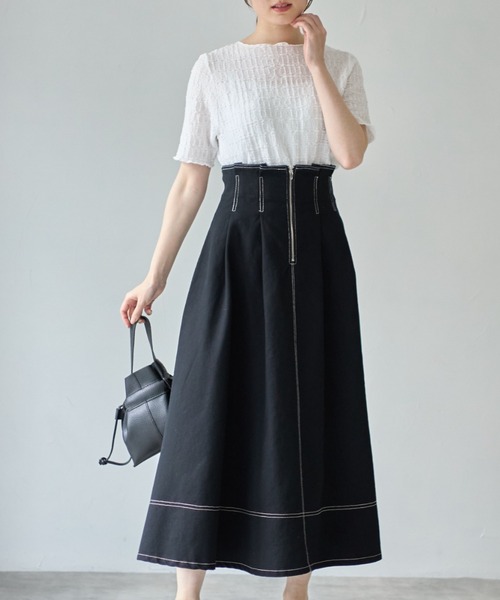 tocco closet（トッコ　クローゼット）の「【ZOZO限定カラーあり】フロントファスナーステッチ入りコットンタックフレアスカート（スカート・レディース・ブラック/インディゴブルー/オフホワイト・M）」の8枚目の写真
