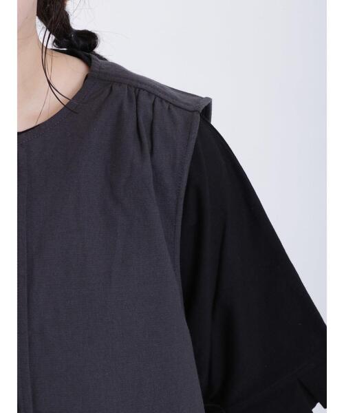 Samansa Mos2(サマンサ モスモス)の「シェフ釦ベスト(ベスト・レディース・モカ/キナリ/チャコールグレー・F)」の19枚目の写真