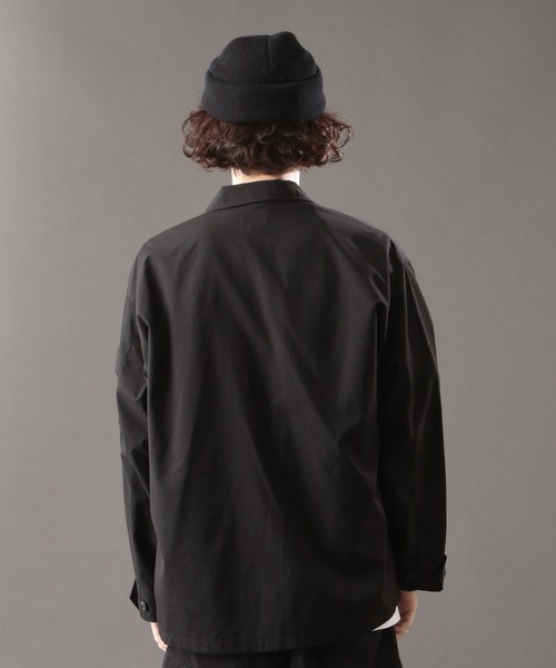 AVIREX（アヴィレックス）の「【MILITARY GARMENTS】バギー フィット B.D.U. ジャケット/BAGGY FIT B.D.U. JACKET（その他アウター・メンズ・ブラック/オリーブ・2/3）」の7枚目の写真