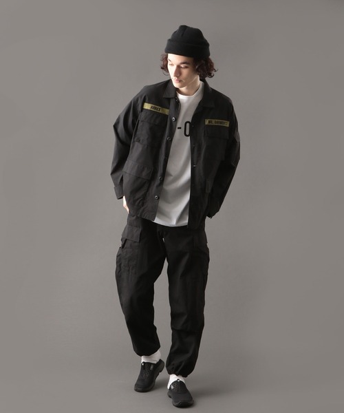 AVIREX（アヴィレックス）の「【MILITARY GARMENTS】バギー フィット B.D.U. ジャケット/BAGGY FIT B.D.U. JACKET（その他アウター・メンズ・ブラック/オリーブ・2/3）」の5枚目の写真