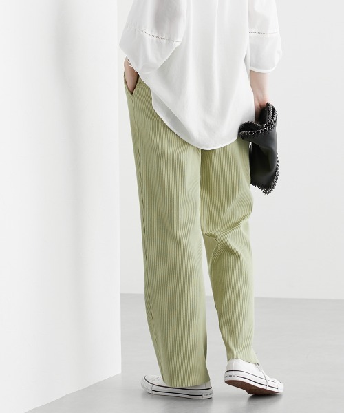 nissen（ニッセン）の「セルフカット　リブセミワイドパンツ（その他パンツ・レディース・チャコールグレー/テラコッタ/ブラック/ライトグリーン/ライトベージュ/モカ・LL/S/M/L）」の17枚目の写真