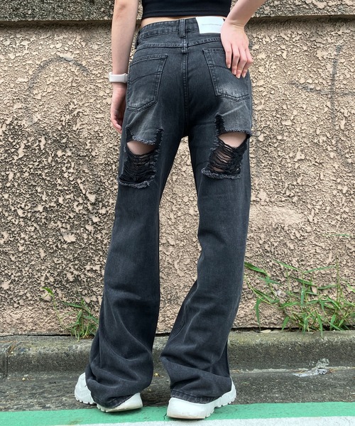 GLAMOROUS JANE（グラマラスジェーン）の「バッグダメージデニムストレートパンツ（デニムパンツ・レディース・ブルー/ブラック・S/M/L/SS）」の2枚目の写真