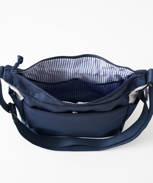 moz(モズ)の「【WEB限定】moz(モズ) ポケット 沢山 荷物 を すっきり 収納 お出かけ や 旅行 買い物 に 大活躍(バックパック/リュック・レディース・ブラック・ONE SIZE)」の8枚目の写真