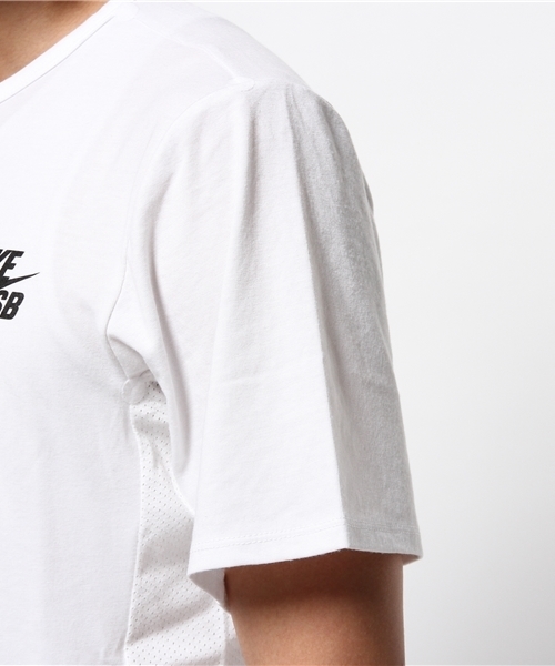 NIKE SB(ナイキエスビー)の「メンズ ナイキ スケート スカイライン DRI-FIT Tシャツ NIKE SB SKYLINE DFC SS CREW 704856(Tシャツ/カットソー・メンズ・ダークグレー/ホワイト/ブラック・LARGE/MEDIUM/SMALL/X-LARGE)」の15枚目の写真