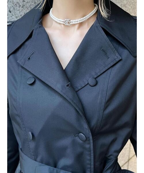 EATME（イートミー）の「ロゴチャームフェイクパールチョーカー（チョーカー・レディース・オフホワイト・FREE）」の3枚目の写真