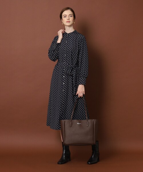 DRESSTERIOR(ドレステリア)の「◆【otonaMUSE12月号掲載】【2WAY】幾何プリントボウタイワンピース(ワンピース・レディース・ブルー系その他5・34/36/38)」の17枚目の写真