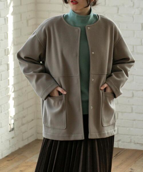 coen（コーエン）の「ライトエアーメルトンミドルノーカラーコート（ノーカラーコート・レディース・ライトグレー/ベージュ/ダークグレー・M/L）」の13枚目の写真