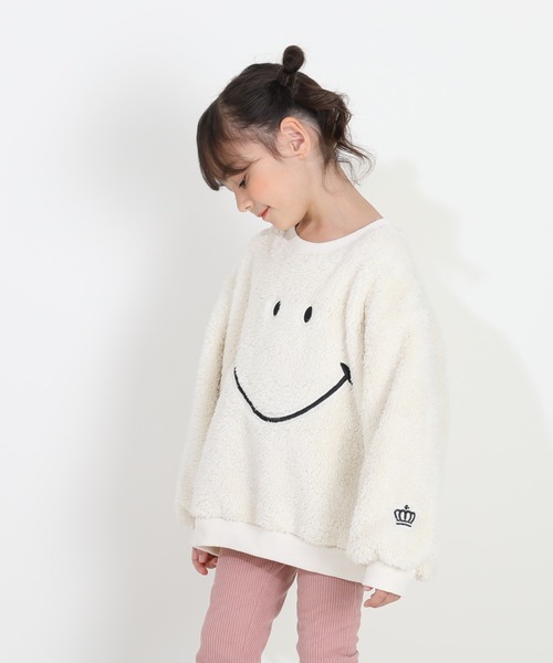 BABYDOLL（ベビードール）の「通販限定 ふんわりボア スマイリー トレーナー 8672K（スウェット・キッズ・ブラック/ナチュラル/オフホワイト・80ｃｍ/90cm/100cm/110cm/120cm/130cm）」の2枚目の写真