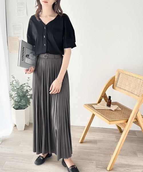 classicalelf(クラシカルエルフ)の「スタイリッシュな大人トップス。綿100%前後2wayスティックボタンシルケットカットソー(Tシャツ/カットソー・レディース・ホワイト/ブラック/グレイッシュベージュ・LARGE/MEDIUM/SMALL/X-LARGE)」の22枚目の写真