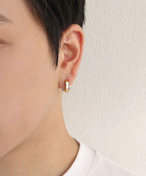 4INT.(フォイント)の「カッティングビジュー フープピアス / サージカルステンレス316L (金属アレルギー対応)(ピアス(両耳用)・メンズ・シルバー/ブラック/ゴールド・FREE)」の22枚目の写真