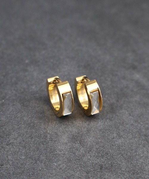 4INT.(フォイント)の「カッティングビジュー フープピアス / サージカルステンレス316L (金属アレルギー対応)(ピアス(両耳用)・メンズ・シルバー/ブラック/ゴールド・FREE)」の20枚目の写真