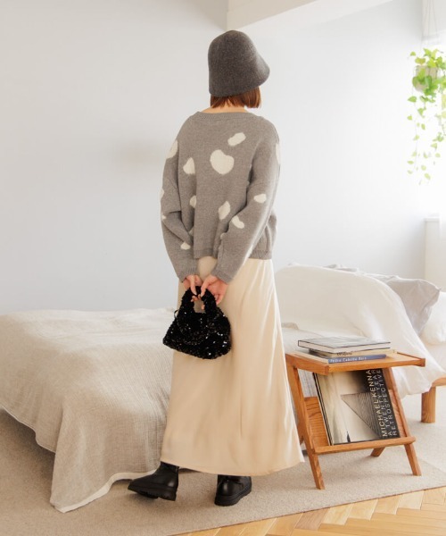 flower（フラワー）の「サテンマーメイドスカート（スカート・レディース・グリーン/アイボリー・FREE）」の9枚目の写真