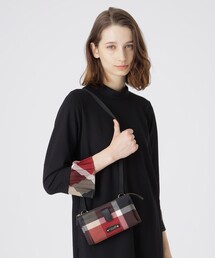 ブルーレーベルクレストブリッジ ⭐カゴバッグ ハンドバッグ ポーチ付き BLUE LABEL CRESTBRIDGE（ブルーレーベルクレストブリッジ）の