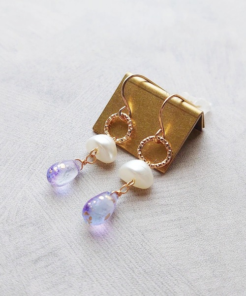 tone（トーン）の「【Cherie+Chambre】Baroque Pearl×Drop Beads Pierce（ピアス（両耳用）・レディース・ピンク/グリーン/パープル・FREE）」の8枚目の写真