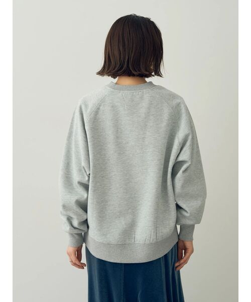 YECCA VECCA(イェッカヴェッカ)の「刺繍ロゴスウェット(スウェット・レディース・ブラック/杢グレー・FREE)」の14枚目の写真