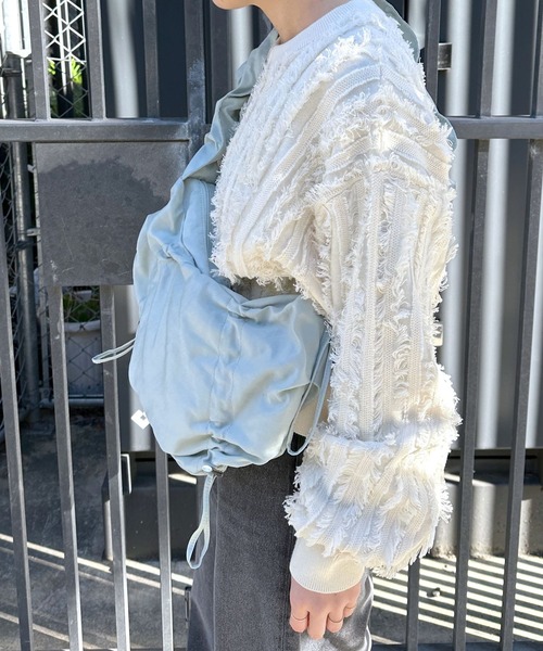 LEPSIM(レプシィム)の「ミニナイロンドロストショルダー 994930(ショルダーバッグ・レディース・アイボリー/ブルーグレー/ブラック・ONE SIZE)」の13枚目の写真