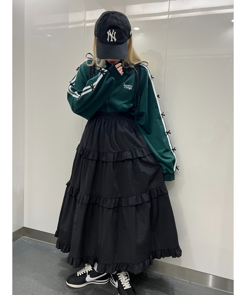 WC（ダブル シー）の「2WAY ナイロンティアードロングスカート《WEB