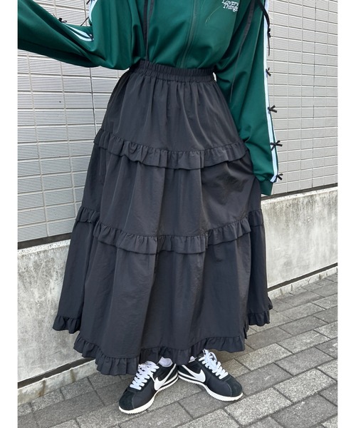 WC（ダブル シー）の「2WAY ナイロンティアードロングスカート《WEB