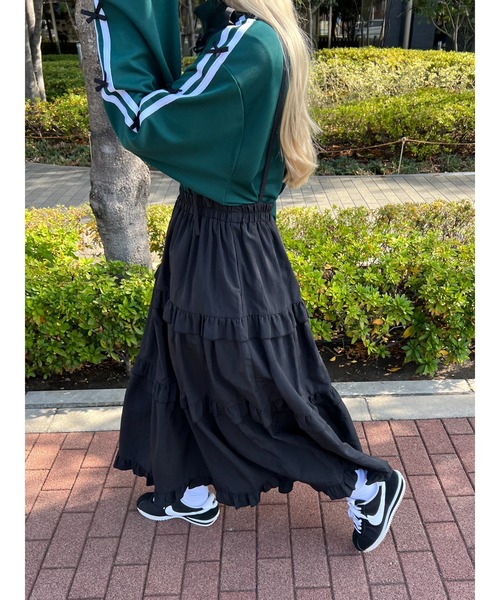 ページ限定特価♡新品☆アウターとロングスカートの2点♡送料込み WC（ダブル シー）の「2WAY ナイロンティアードロングスカート《WEB