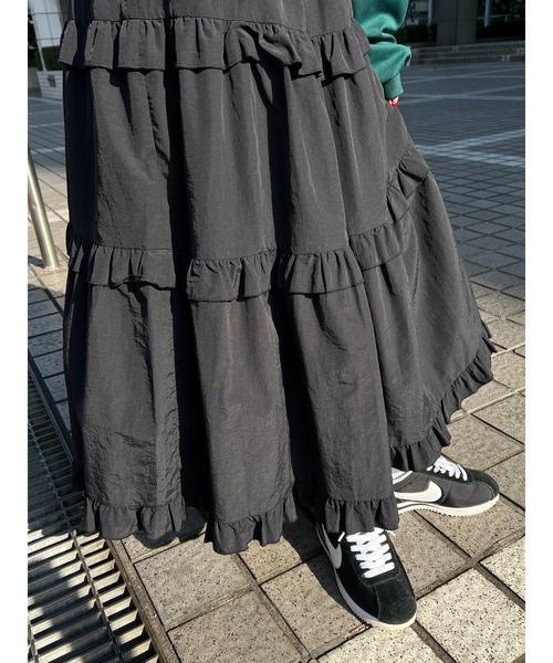 WC（ダブル シー）の「2WAY ナイロンティアードロングスカート《WEB