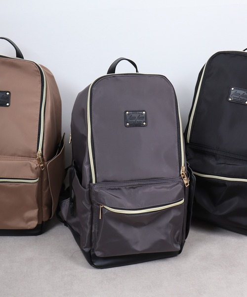 【セール】flatte flatte(ﾌﾗｯﾃﾌﾗｯﾃ) ウェットシートポケット付き 撥水デイパック（バックパック/リュック）｜FUNALIVE（ファンアライブ）