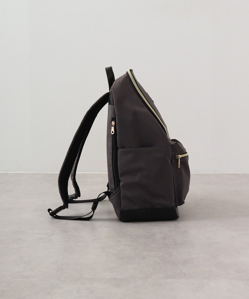 【セール】flatte flatte(ﾌﾗｯﾃﾌﾗｯﾃ) ウェットシートポケット付き 撥水デイパック（バックパック/リュック）｜FUNALIVE（ファンアライブ）