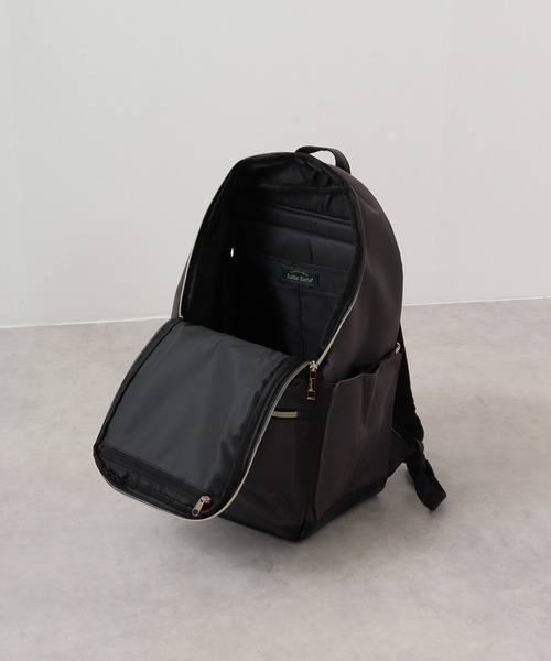 【セール】flatte flatte(ﾌﾗｯﾃﾌﾗｯﾃ) ウェットシートポケット付き 撥水デイパック（バックパック/リュック）｜FUNALIVE（ファンアライブ）
